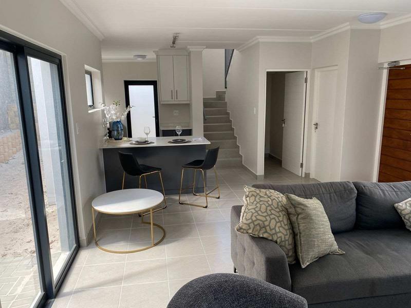 3 Bedroom Property for Sale in Silver Oaks Western Cape